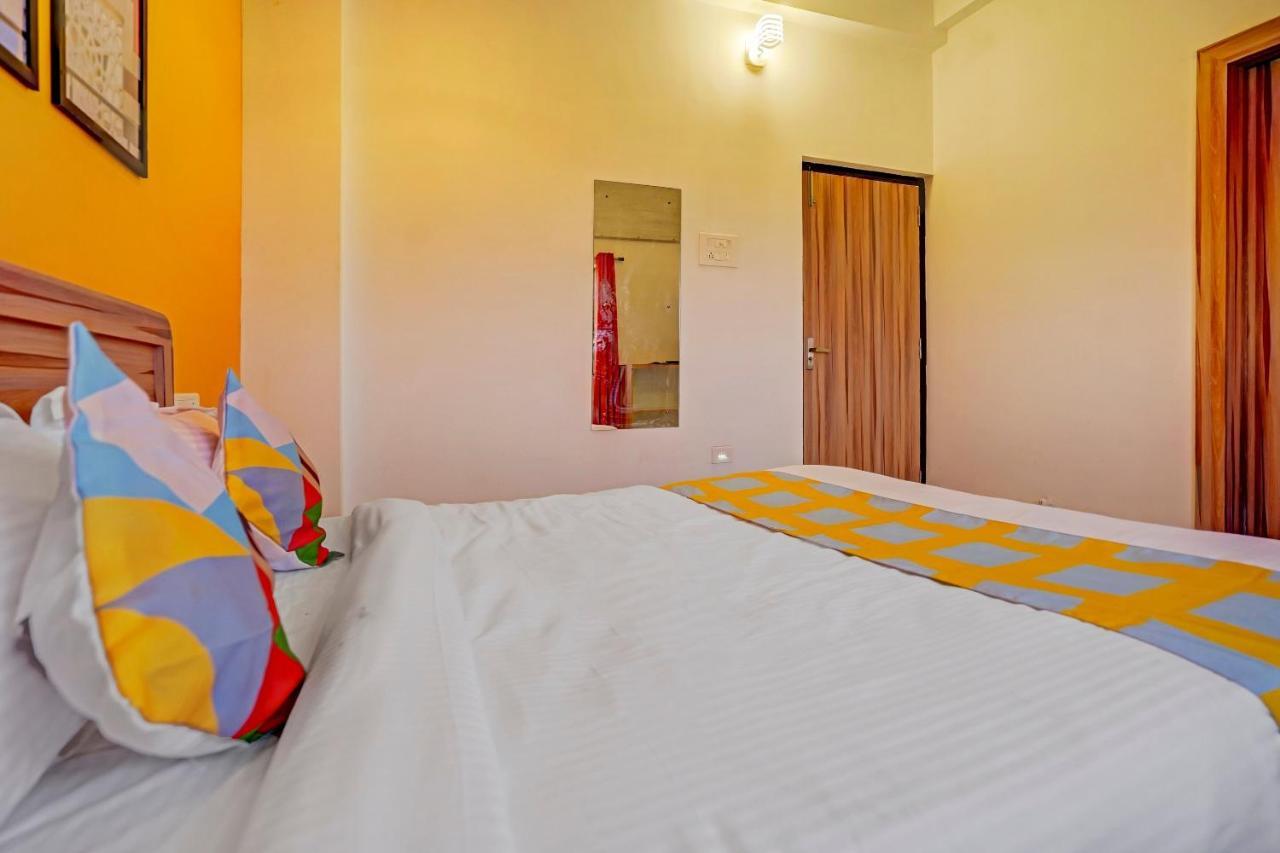 Oyo 79233 Hotel Hive Stays Kochi Luaran gambar