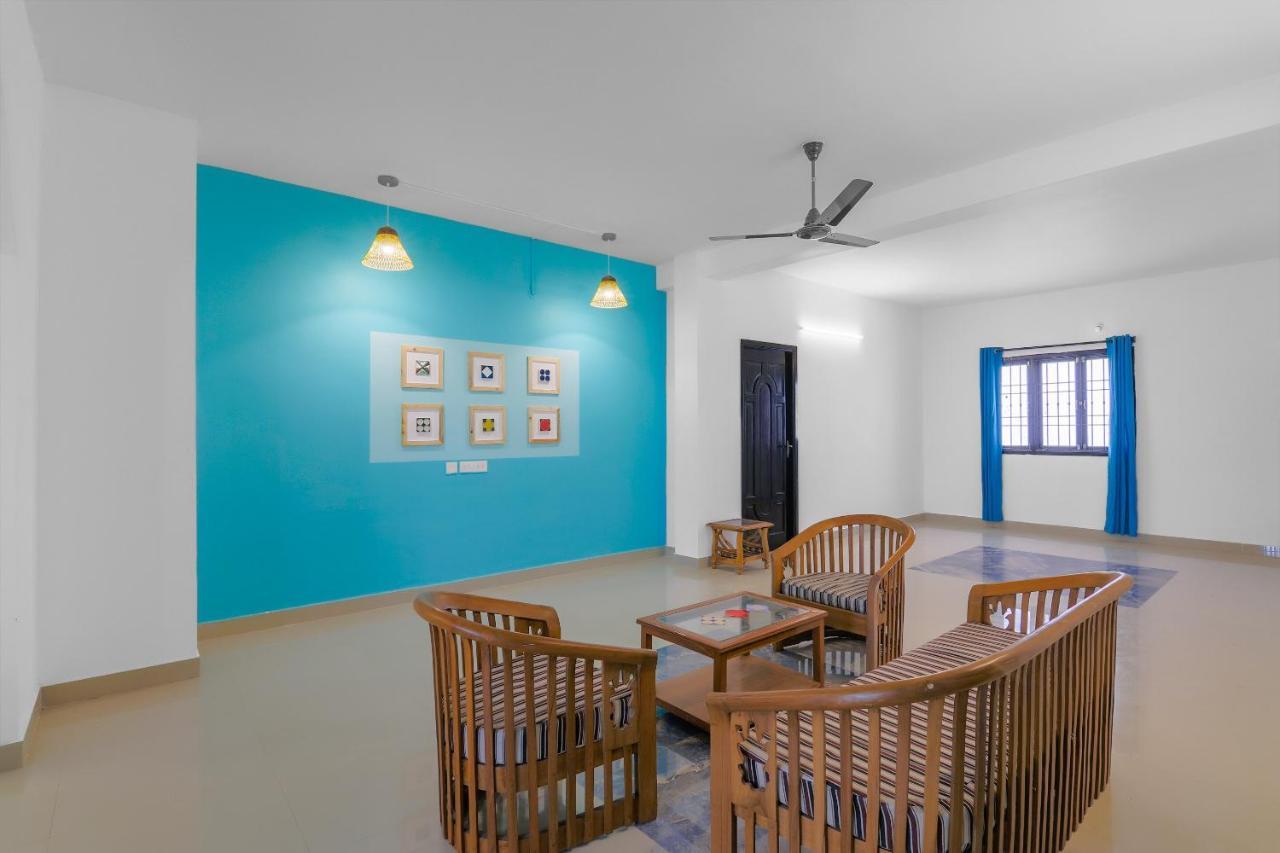 Oyo 79233 Hotel Hive Stays Kochi Luaran gambar