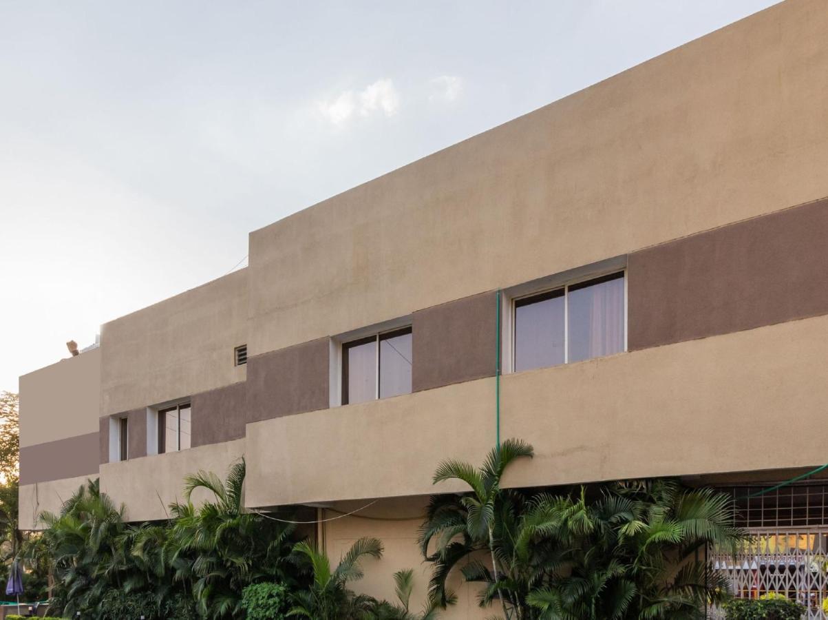 Oyo 79233 Hotel Hive Stays Kochi Luaran gambar